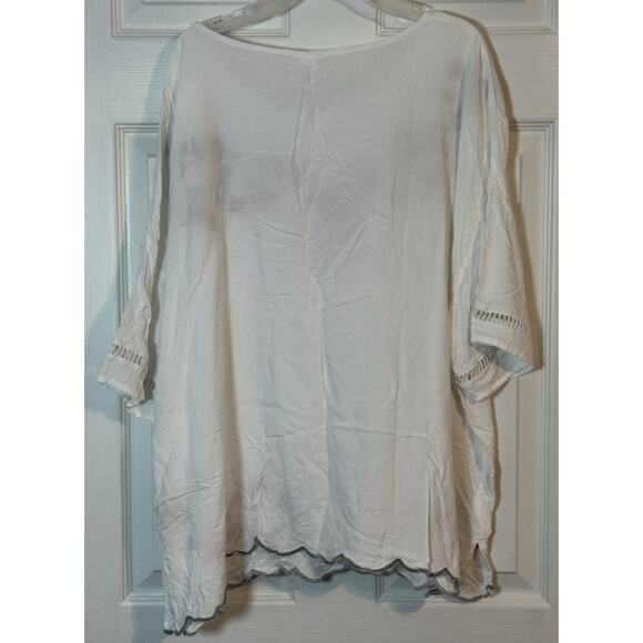Time And Tru White Short Sleeved Blouse Embroidered With Flowers/Vines, XXXL, 22 - Picture 5 of 6